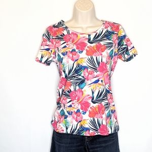 🐈Time and tru tee bold floral print sz: S